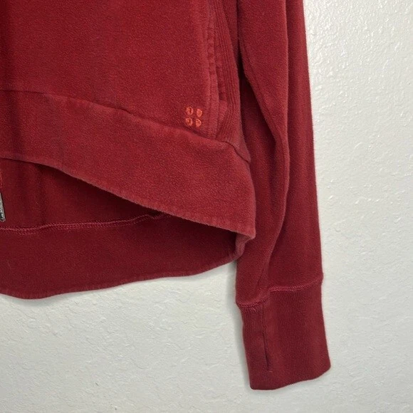 sweaty-betty harmonise luxe fleece funnel neck thumbhole sweatshirt