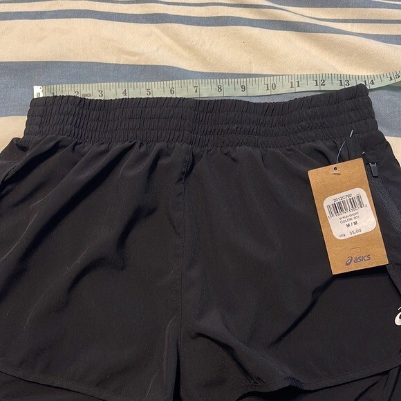 asics shorts with liner