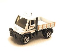 Christmas Ornament for Mercedes-Benz U300 Unimog White