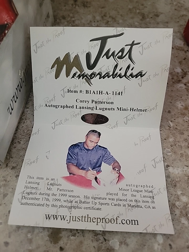 Autografiado Firmado Corey Patterson - Mini Casco - Solo Menores Foto 2 de 4