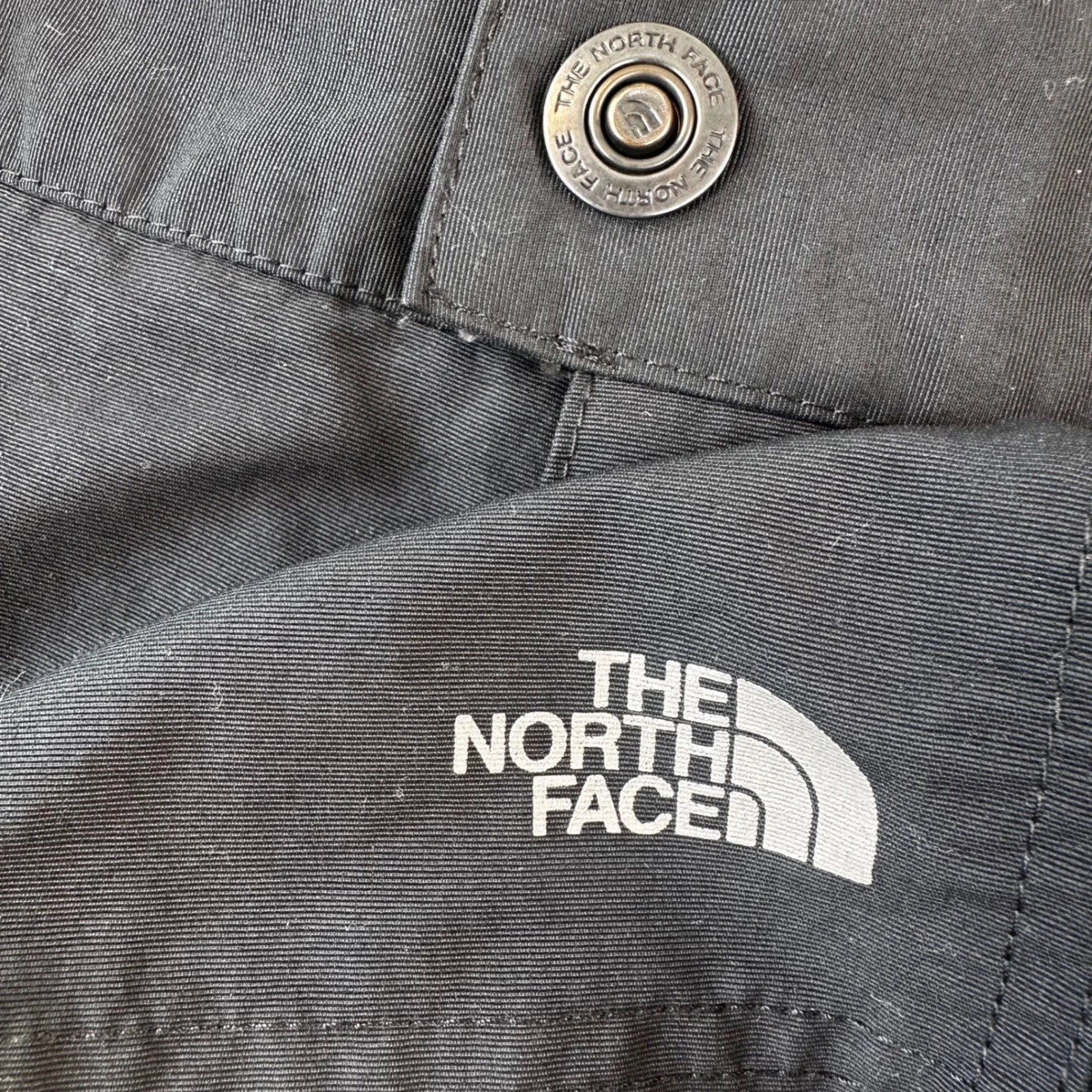 The North Face Paramount Cargo Shorts Mens XXL Hiking Technical Utility Outdoor