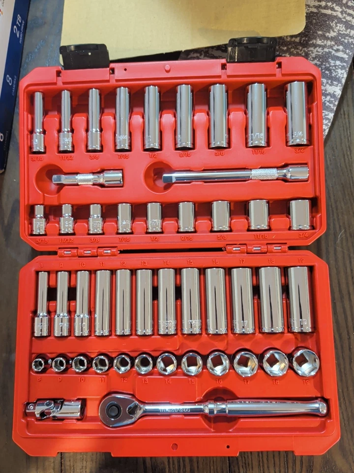 TEKTON SKT15301 Socket and Ratchet Set, 3/8 Inch Drive 6-Point, 46-Piece - Image 3 of 3