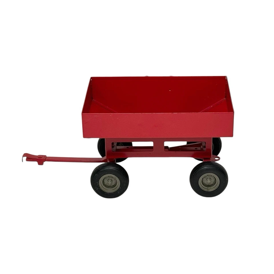 ERTL INTERNATIONAL HARVESTER GRAVITY FEED WAGON 1:16 - Image 3 of 4