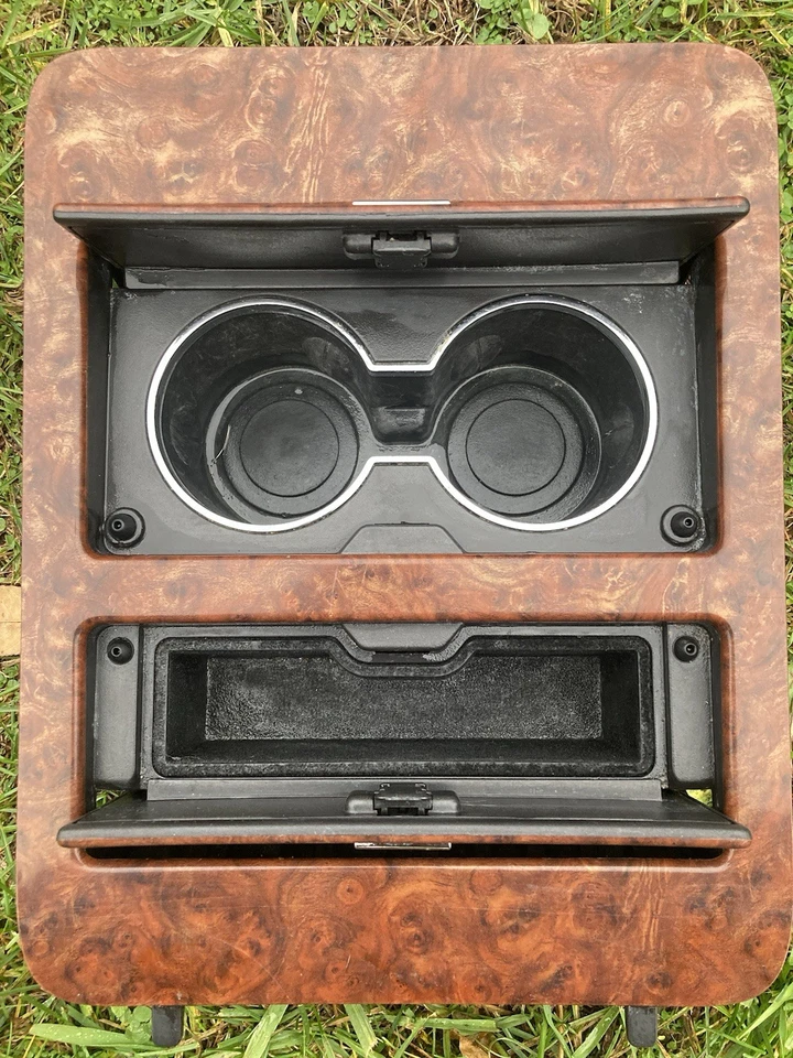 Portavasos consola central Chevrolet GMC Tahoe Yukon Suburban Avalanche 07-14 Foto 3 de 4