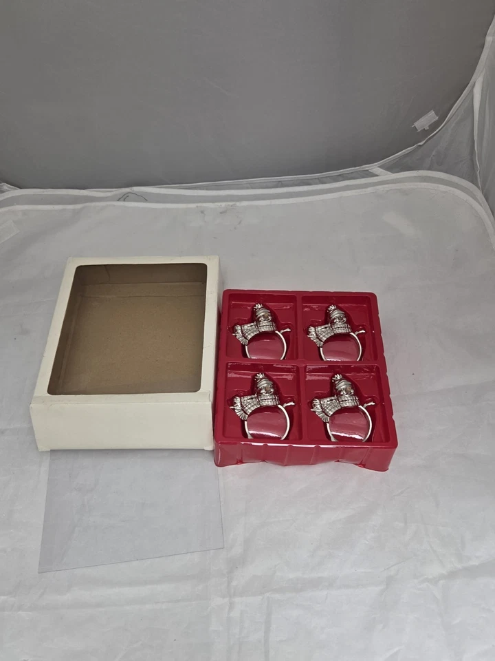 Anillos de servilleta de Navidad vintage con sello de plata pesada, muñeco de nieve fino detallado.  Foto 3 de 4