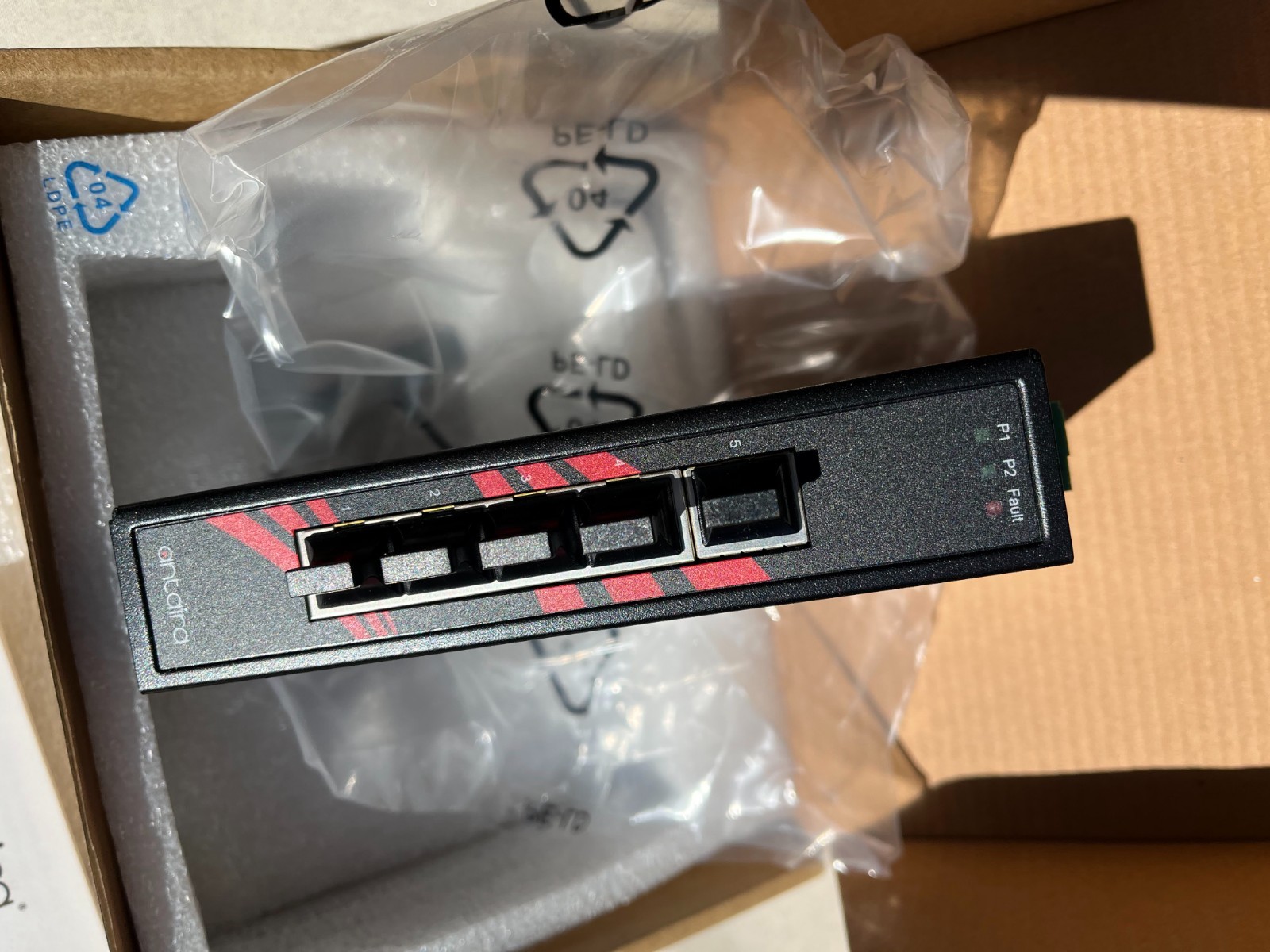 Antaira LNX-500AG 5-Port 10/100/1000T Port Industrial Ethernet Switch