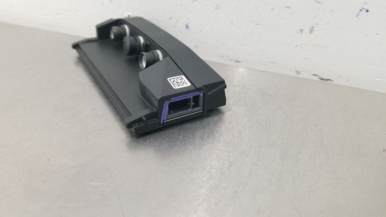 Picture 4 of 12