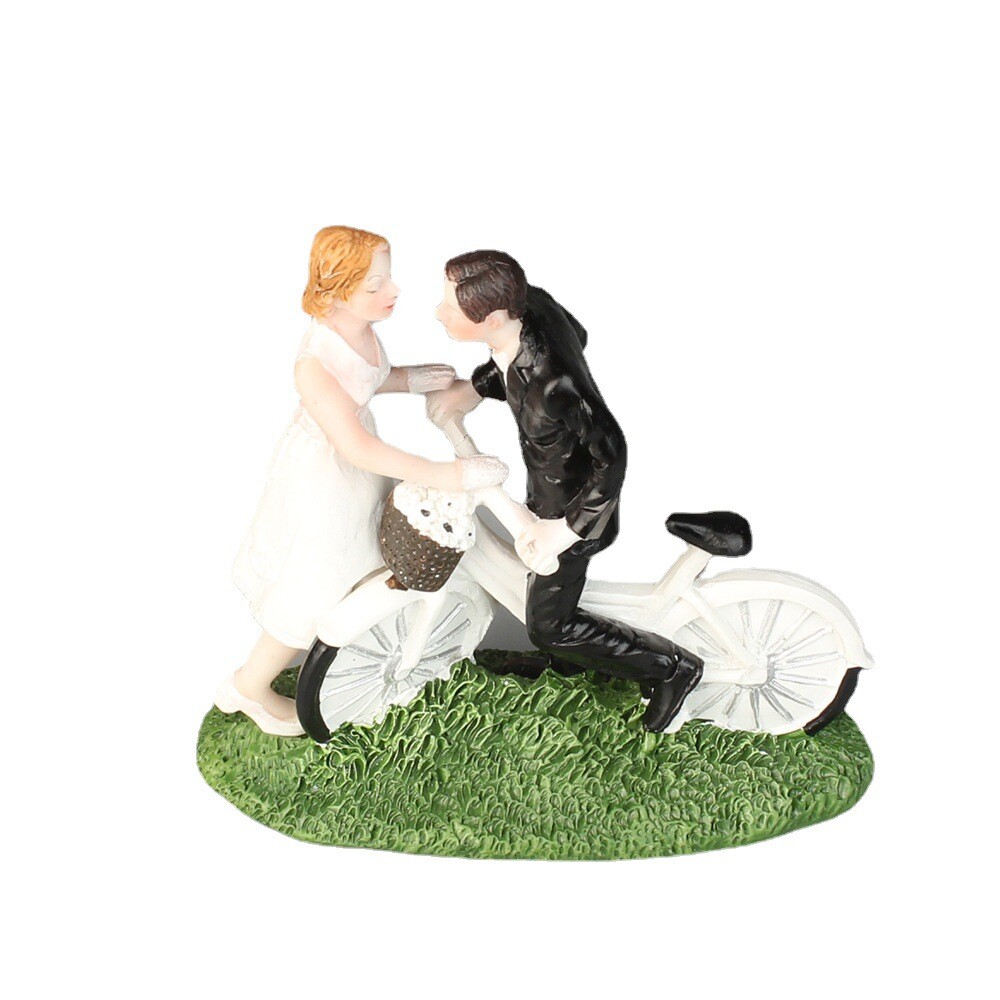 Fashion Cake Toppers Bicycle Groom and Bride Funny Wedding Cake Toppers ...