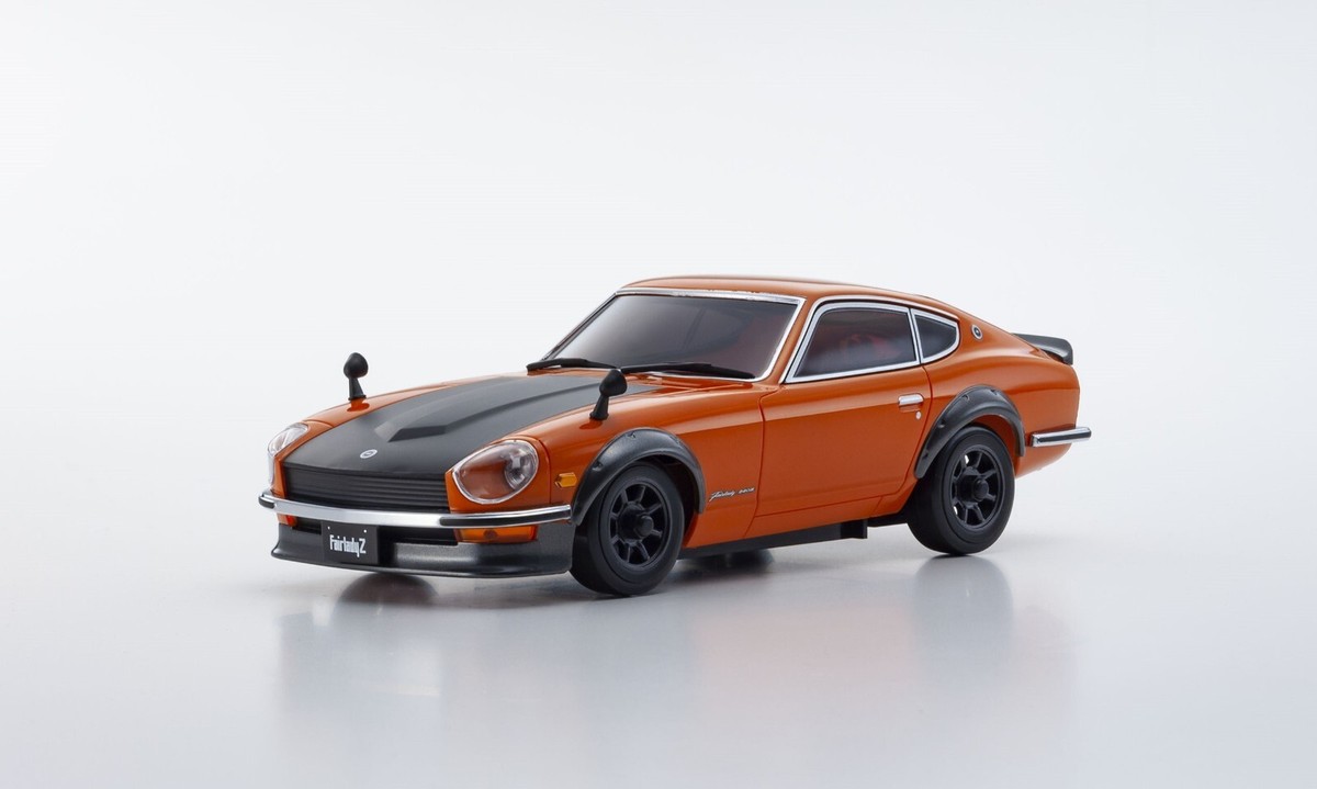 Mini-Z AWD Nissan Fairlady 240Z-L Tuned Version Orange - 32645OR