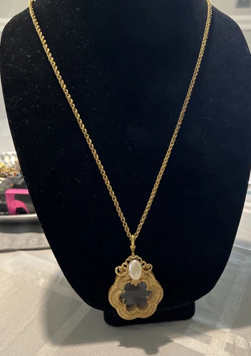 RARE VINTAGE SIGNED MIRIAM HASKELL HUGE BAROQUE PEARL GOLDTONE  NECKLA￼CE