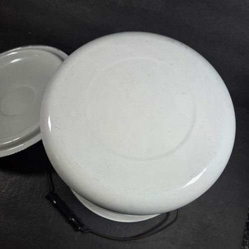 Antique Old White Enameled Lidded Wood Handle Chamber Pot 10 Quart w/ Sticker - Picture 10 of 14