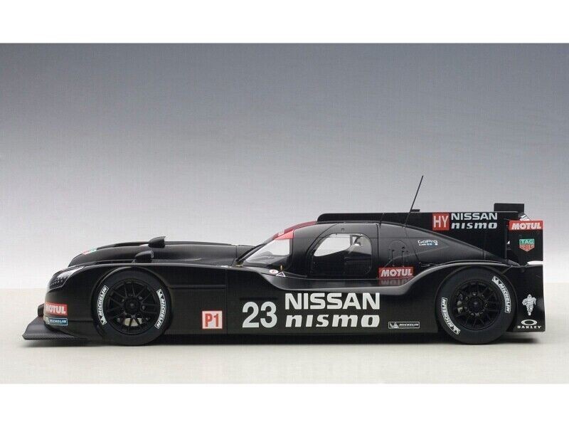 1/18 Nissan GT-R LM Nismo 2015 Test Car #23 Model Car By Autoart