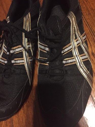 Asics Black, Silver, & Bronze Hyperixc Track Shoes Gy606 Size 10 - Picture 3 of 8