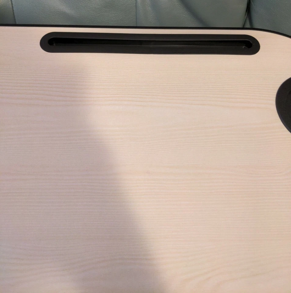 Bandeja internacional para laptop/cama Honey-Can-Do - Imagem 4 de 4