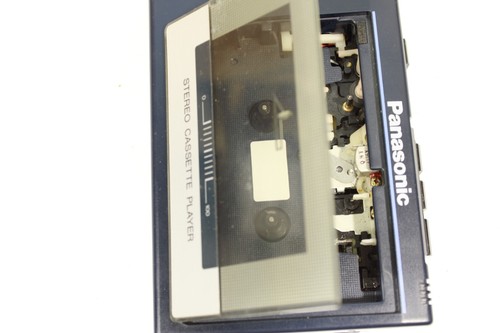 PANASONIC RQ-J11, cassette player/walkman. (ref K 177) - Foto 7 di 9