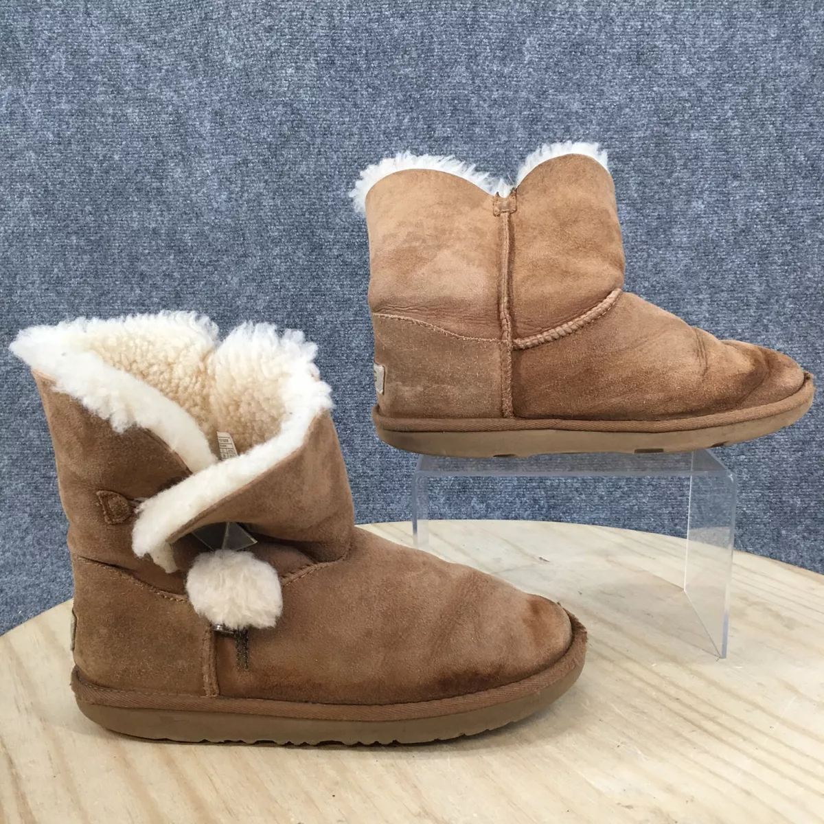 UGG Boots Womens 6 Lillian II Pom Pom Classic Shearling 1101500K