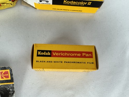 Vintage Kodak Film Bundle Ultramax 400 35mm Negative HD Blk Wht Verichrome - Picture 6 of 9