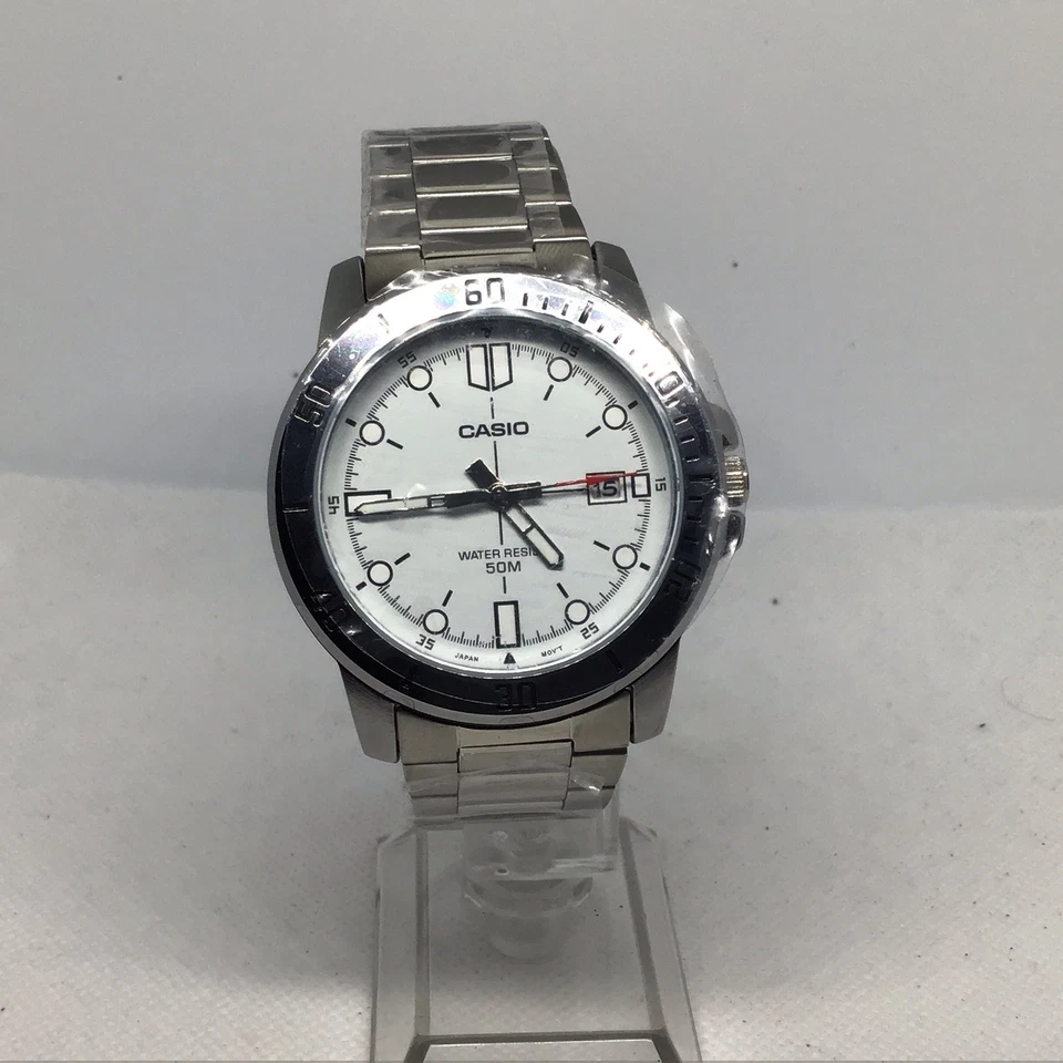 Reloj Casio Hombre Estilo Buzo Acero Inoxidable MTPVD01D-7EV Esfera Blanca Fecha 45mm Foto 2 de 4