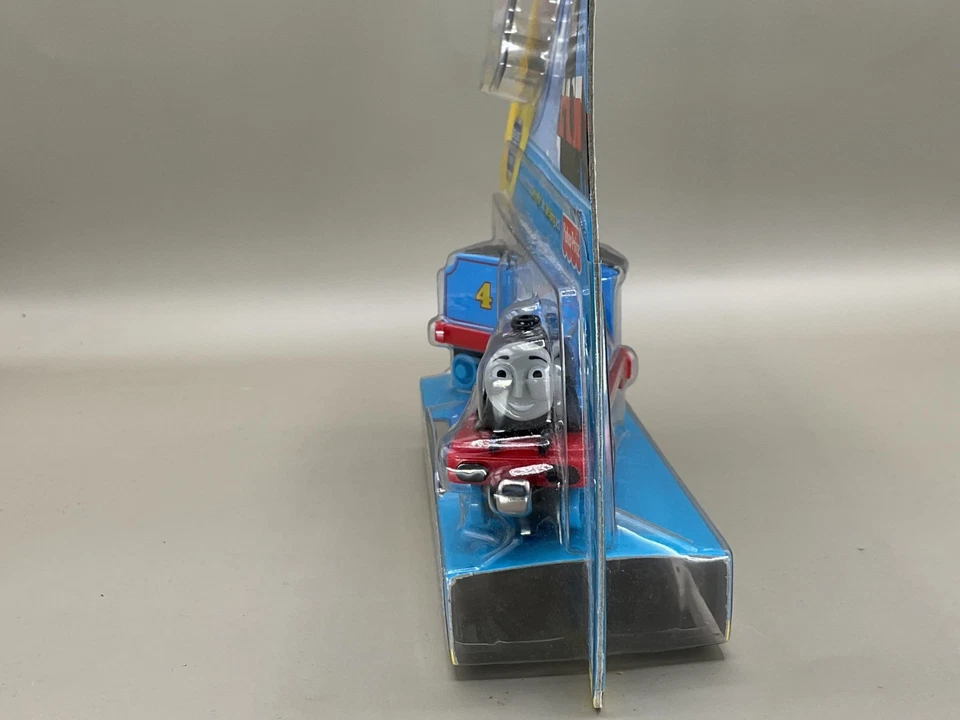 Thomas & Friends Take-N-Play Gordon Die Cast in Excellent Package - Image 2 of 3