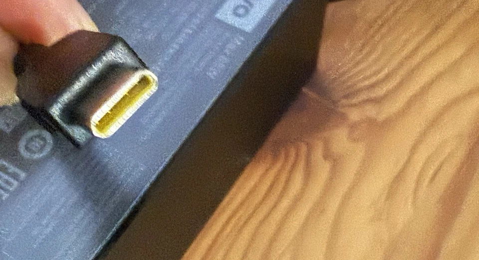 Cargador Adaptador CA Original Lenovo ADLX65YLC3D USB C 65W Foto 3 de 4