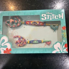 Disney Stitch and Scrump Collectible Key Set