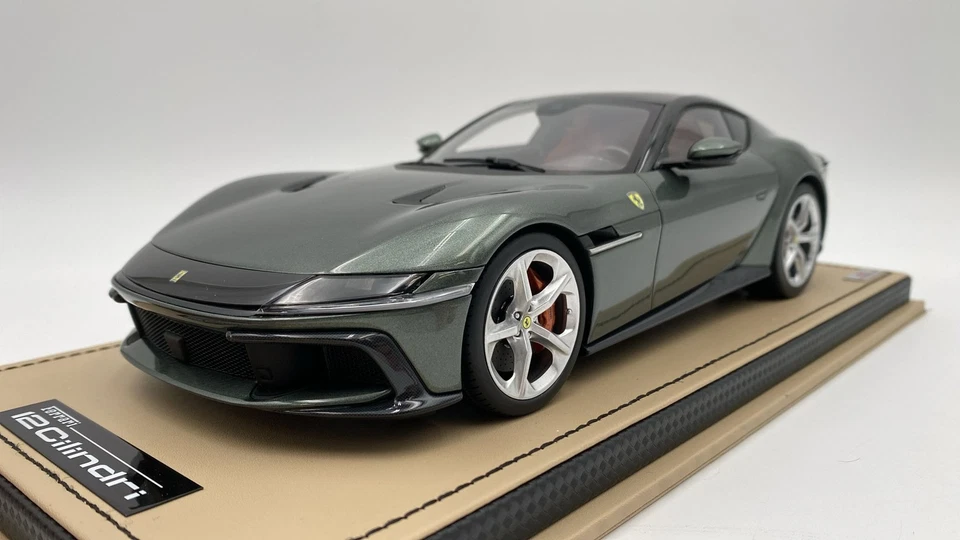 MRFE043SE MR Collection Ferrari 12 Cilindri 1/18 Verde Toscana - Immagine 3 di 4