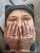 Extremely Loud and Incredibly Close by Jonathan Safran Foer (2011, Trade...