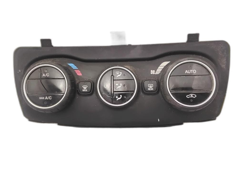 COMANDI CLIMA PER FIAT Tipo berlina 5p 07356429890 (15>20)