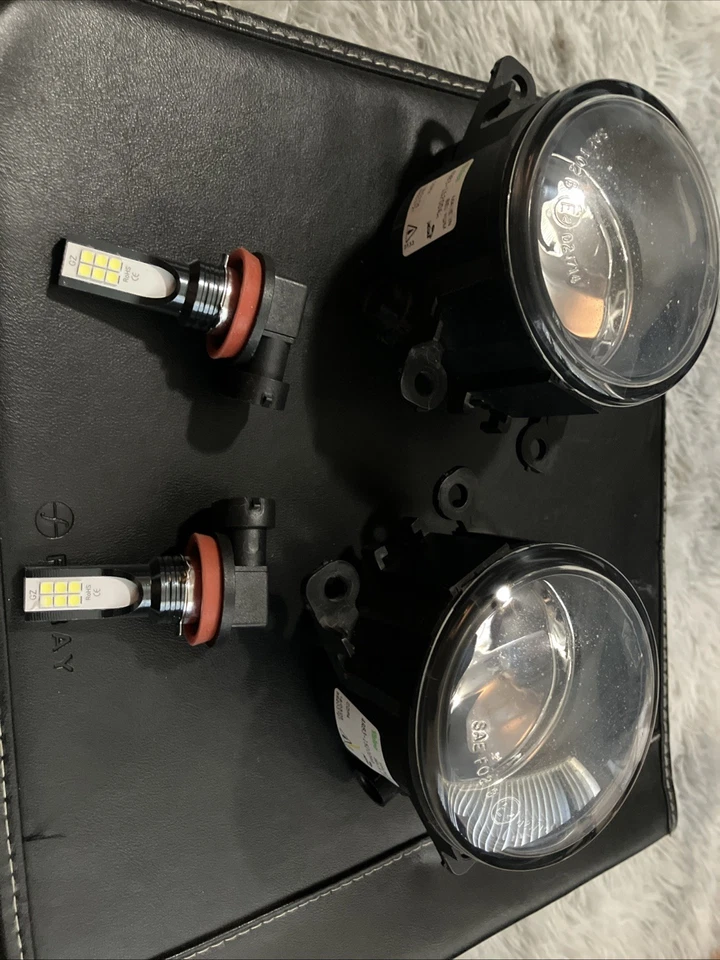 Оригинальный комплект противотуманных фар 05–08 Jaguar S-Type 4R83-15200AA от оригинального производителя. Светодиодные - Изображение 3 из 3