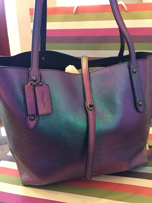 coach hologram tote