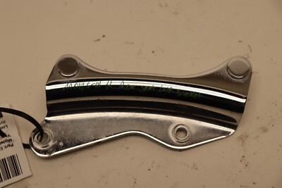 15-17 HARLEY DAVIDSON FLTRXS ROAD GLIDE REAR RIGHT SEAT LOWER GUIDE BRACKET OEM