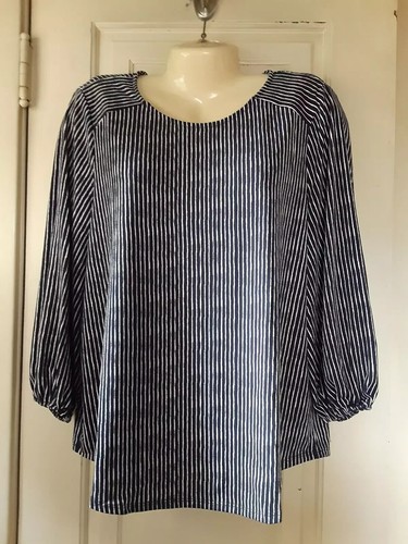 Adrianna Papell Women's 3/4 Sleeve Stretch Soft Blouse - Picture 9 of 17