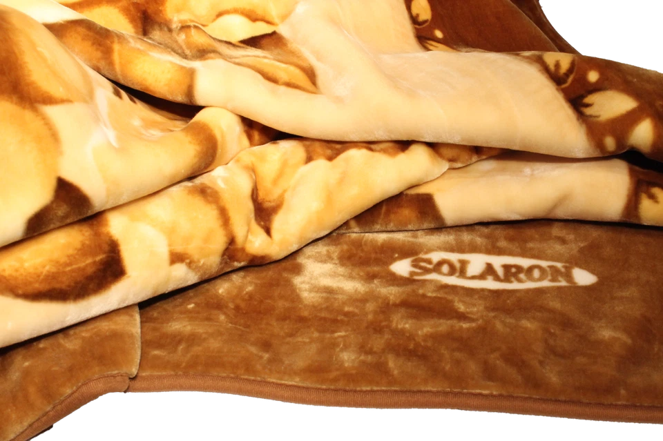 Solaron Blanket throw Thick Ultra Fine Polyester Mink Plush Roses Heavy Weight - Image 4 of 4