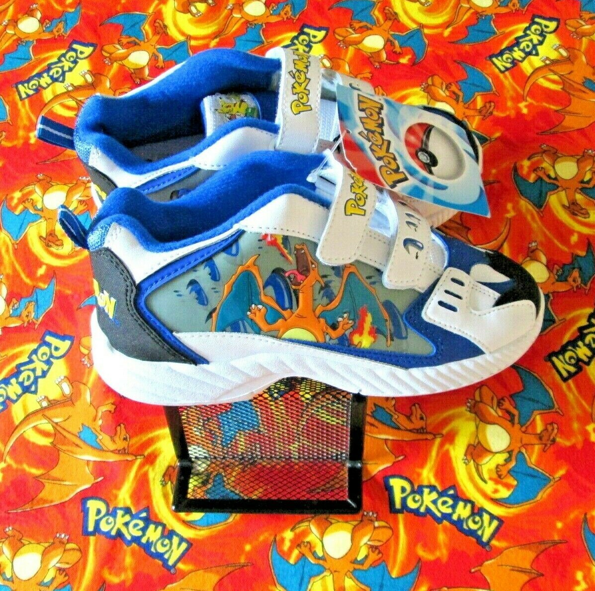 POKEMON CHARIZARD SHOES SIZE BRAND NEW RELEASE DATE 2001 RARE