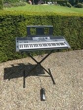 Yahama Keyboard Psr-e443 With Foot Pedal And Stand