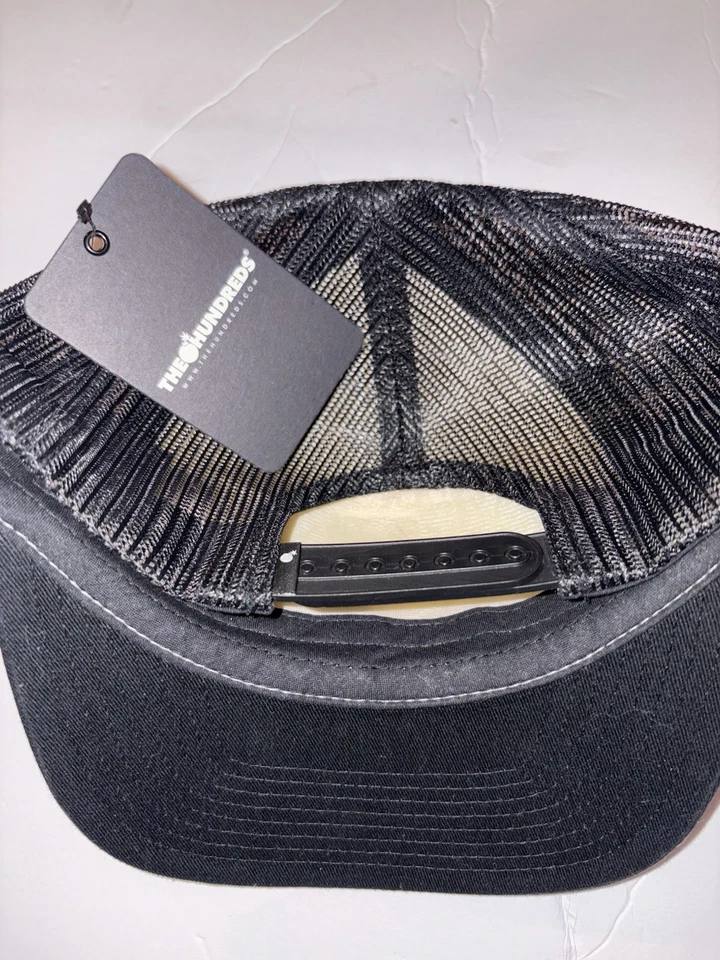 Sombrero de camionero THE CIENTOS X WEST COAST CUSTOMS NUEVO CON ETIQUETAS Foto 2 de 2