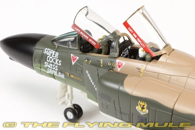 Gallos de lucha Hobby Master 1:72 EF-4C Wild Weasel IV USAF 475th TFW, 67th TFS Foto 3 de 4