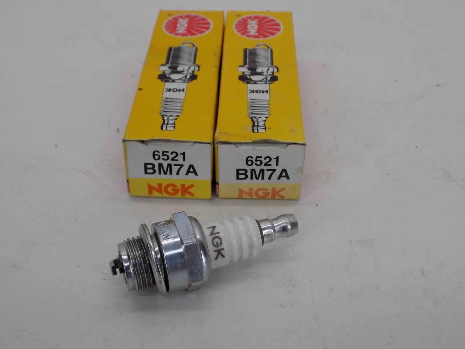 LOT OF 2 NEW BM7A 6521 NGK Standard Spark Plug for Marine Engines