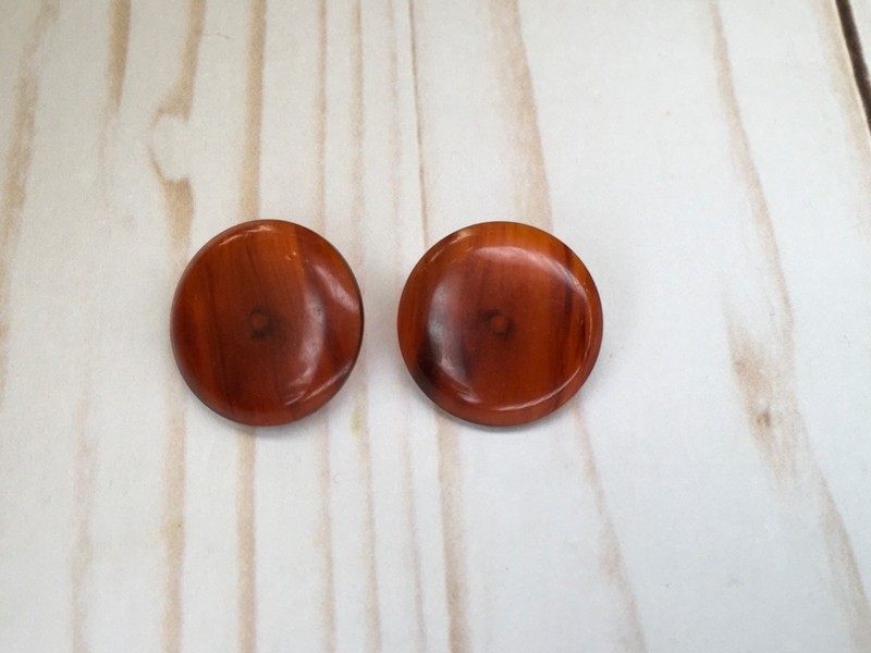 Chestnut Stripe Dome Shank plastic buttons- 15/16” - set of 2