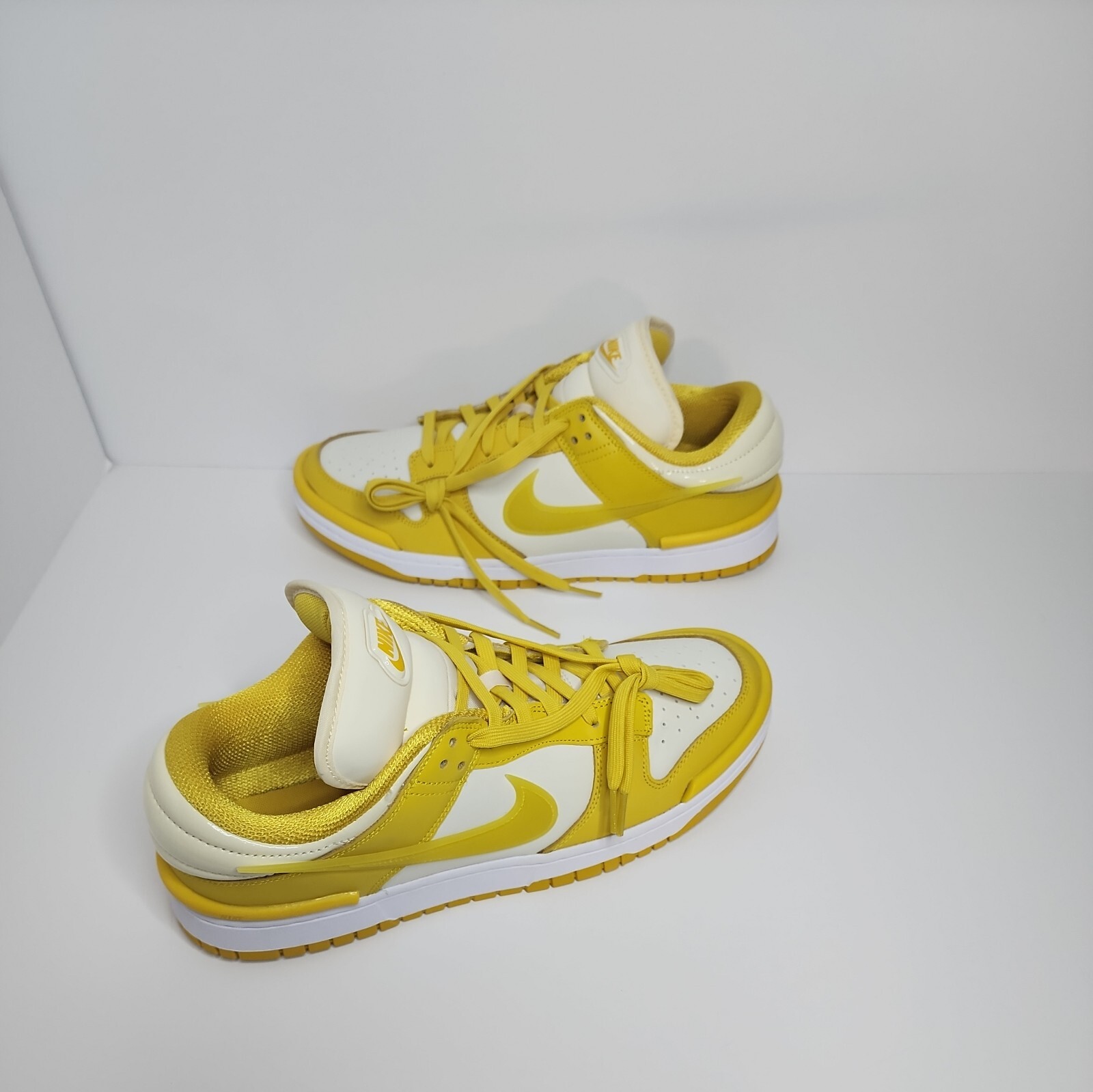 Size 11.5 - Nike Dunk Twist Low Vivid Sulfur W image 3