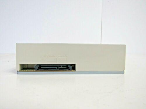 Lite-On IHAS124-04 Internal 24x DVD±RW DL Black 5.25" SATA DVD 23-4 - Picture 5 of 6
