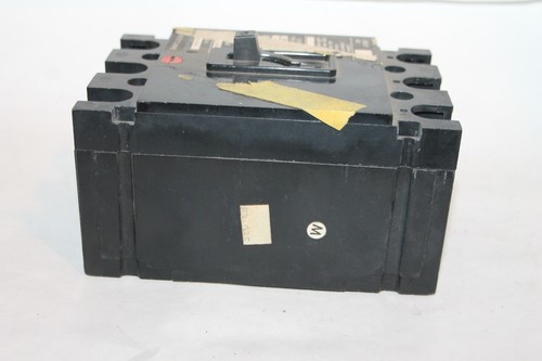 Cutler Hammer EHC3040 40A Circuit Breaker 3 Pole 240VAC (loc:Q) - Picture 10 of 11