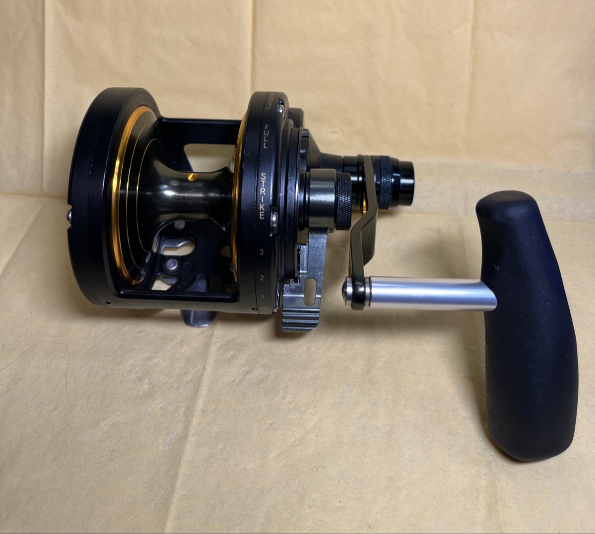 PENN Fathom FTH40NLD2 Lever Drag 2-Speed Conventional Reel PENN Fathom FTH40NLD2 Lever Drag 2-Speed Conventional Reel