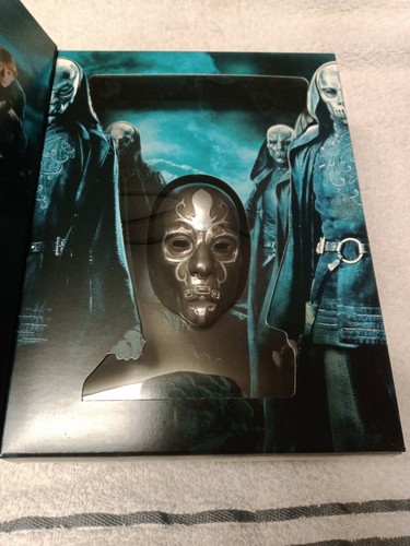 Harry Potter and the Order of the Phoenix : Limited Edition with Deatheater Mask - Picture 2 of 8