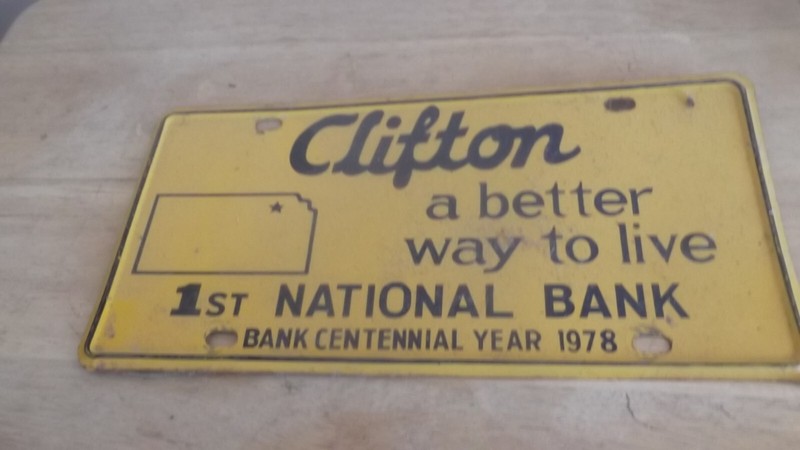 front tag Clifton Ks 1st National Bank 1978