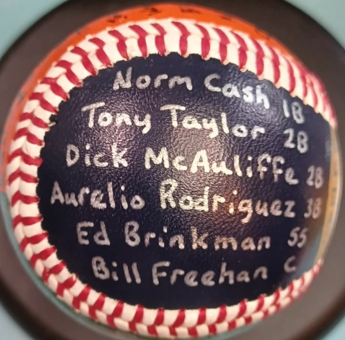 HAND PAINTED BASEBALL 1972 DETROIT TIGERS AL EAST CHAMPIONS AL KALINE LOLICH - Image 2 of 4