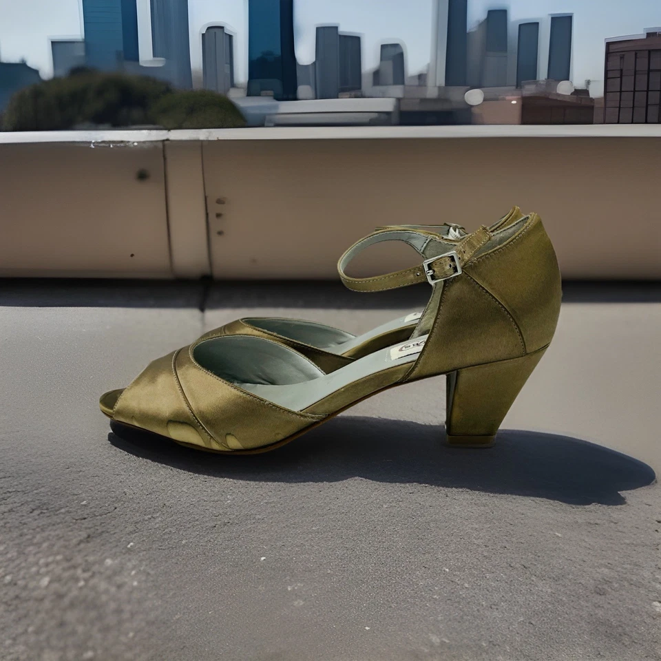 Dyeables Shoes Womens Shoes Size 9 B Bronze Delia Shiny Metalic Heels Sandals - Image 2 of 4