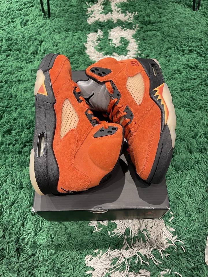 Talla 6 - Air Jordan 5 Retro Dunk on Mars W Foto 2 de 4