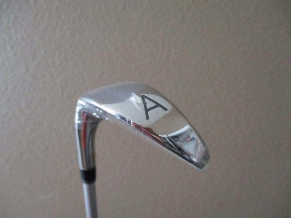 NEW TAYLORMADE KALEA PREMIER 50* A WEDGE (GAP WEDGE) 40g LADIES FLEX GRAPHITE - Image 3 of 4