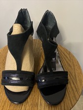 Marks & Spencer‘s Autograph Insolia Navy Heeled Shoe Sandal Size 6. BNWT 